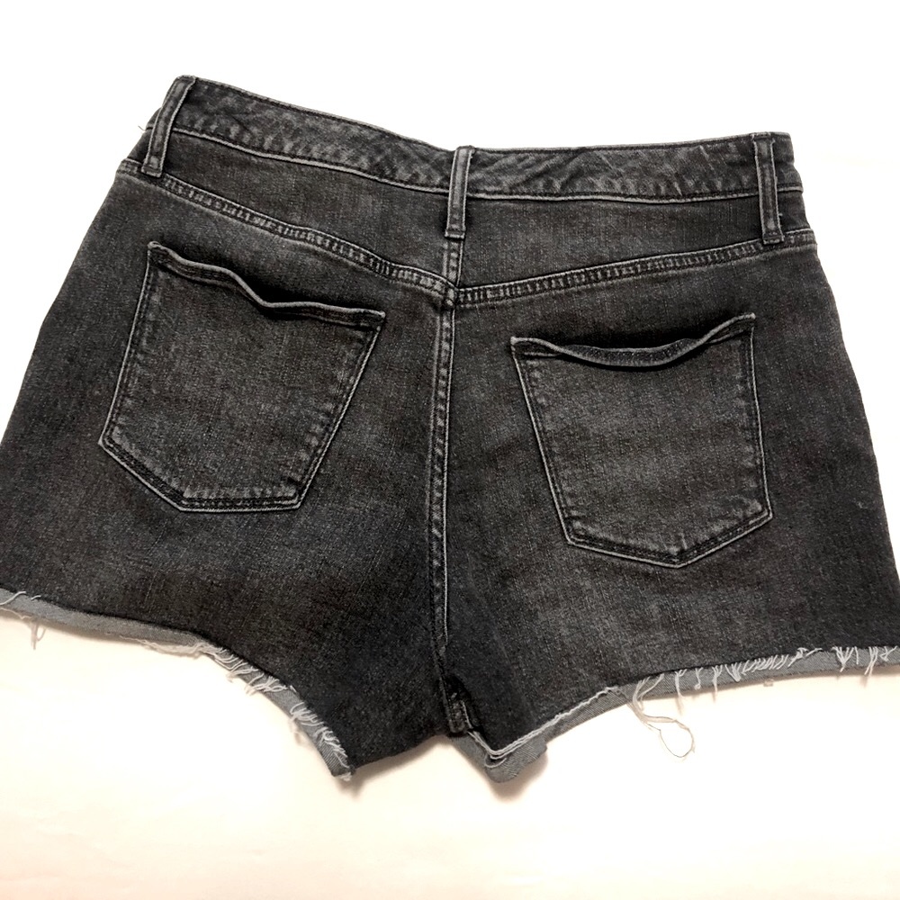 Universal Thread Distressed High Rise Shortie - Picture 2 of 3